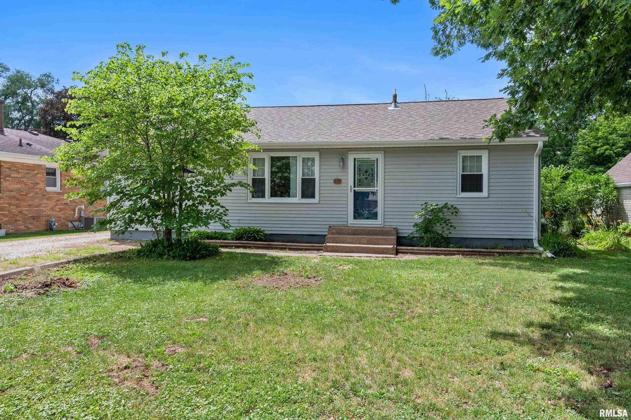 619 7th St., Colona, IL 61241