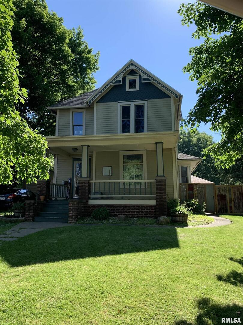 219 S East St., Cambridge, IL 61238