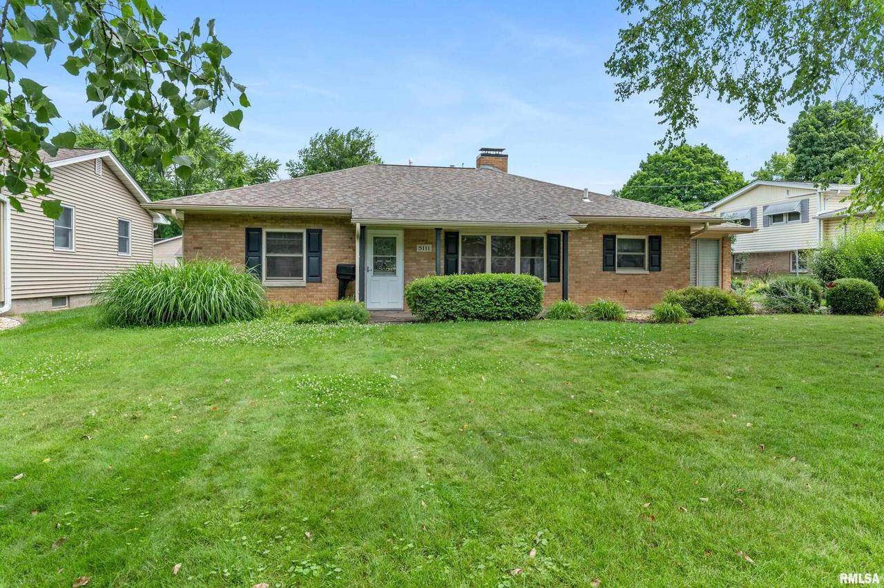 5111 8th Ave., Moline, IL 61265