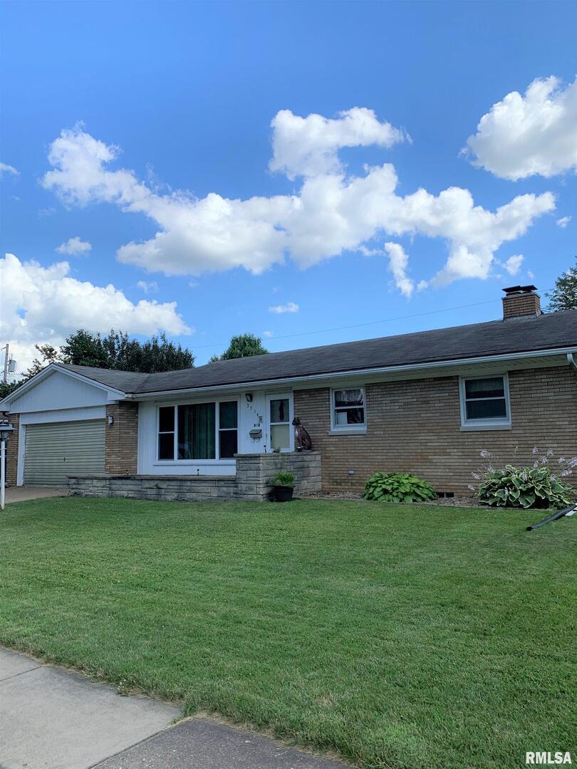 3714 19th Ave., Moline, IL 61265