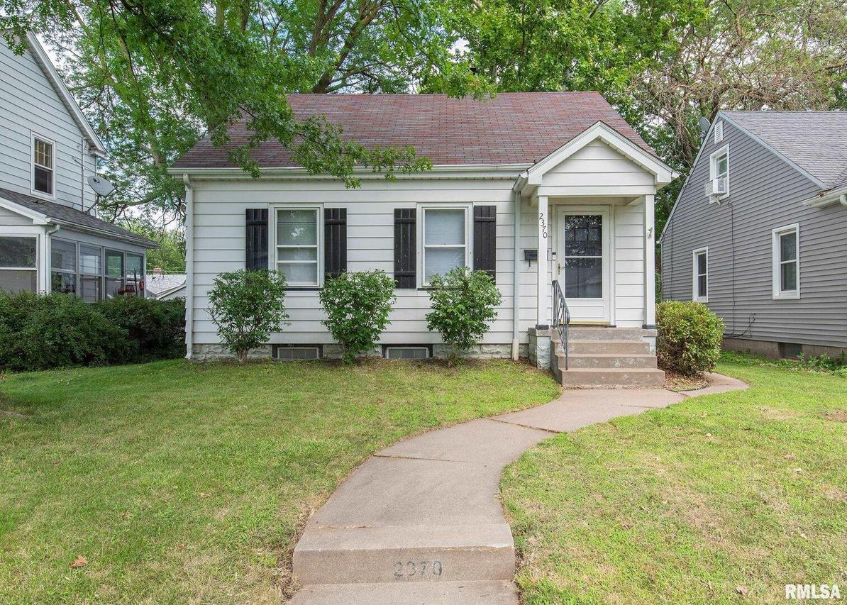 2370 30th St., Moline, IL 61265