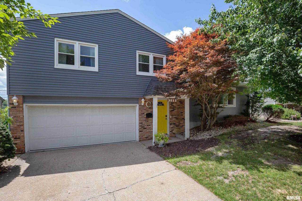 3513 34th St., Moline, IL 61265