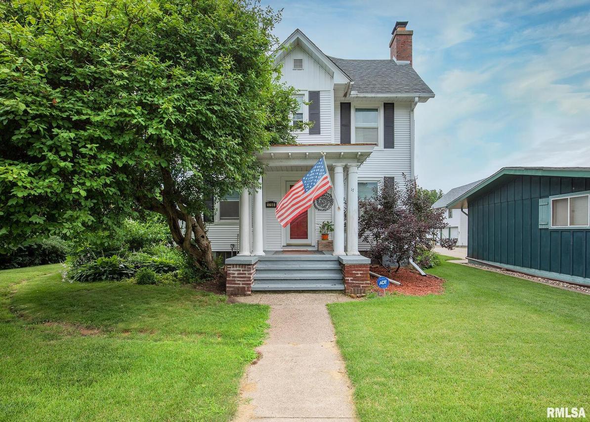 1750 12th Ave., Moline, IL 61265