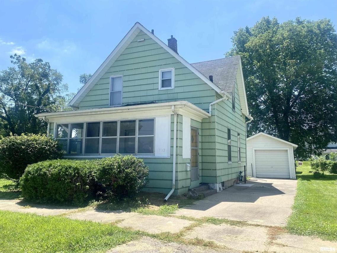 1702 18th Ave. #A, Moline, IL 61265