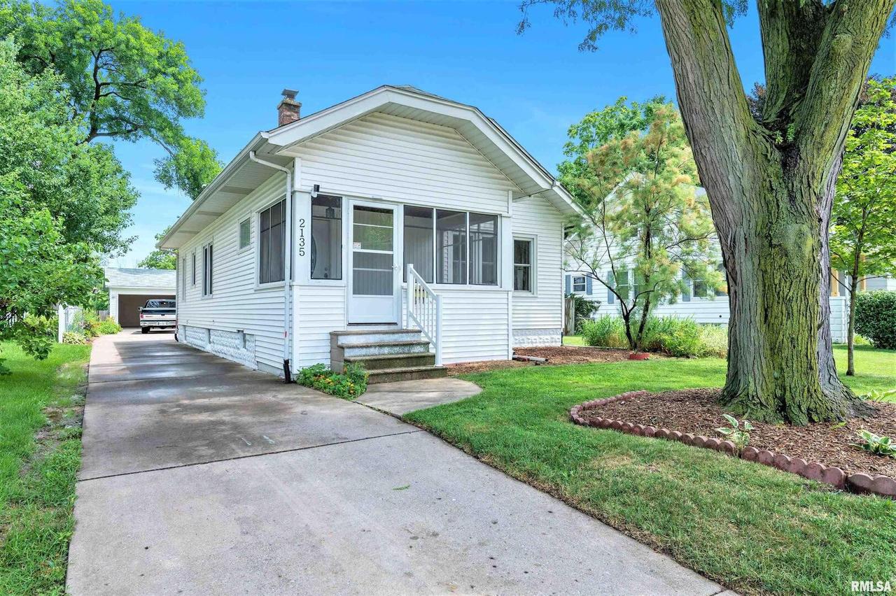 2135 30th St., Rock Island, IL 61201