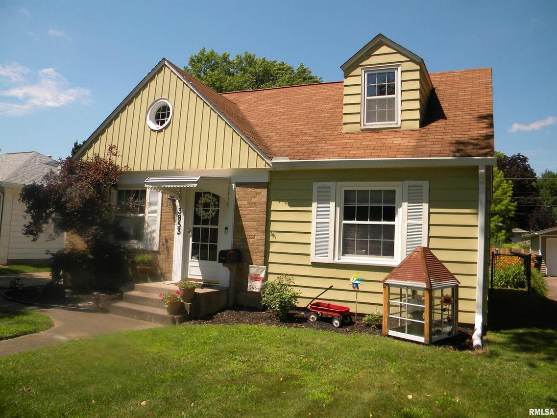 3853 28th Ave., Rock Island, IL 61201