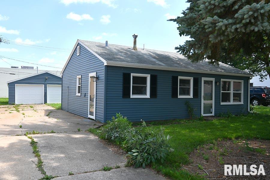 105 W 2nd St., Coal Valley, IL 61240