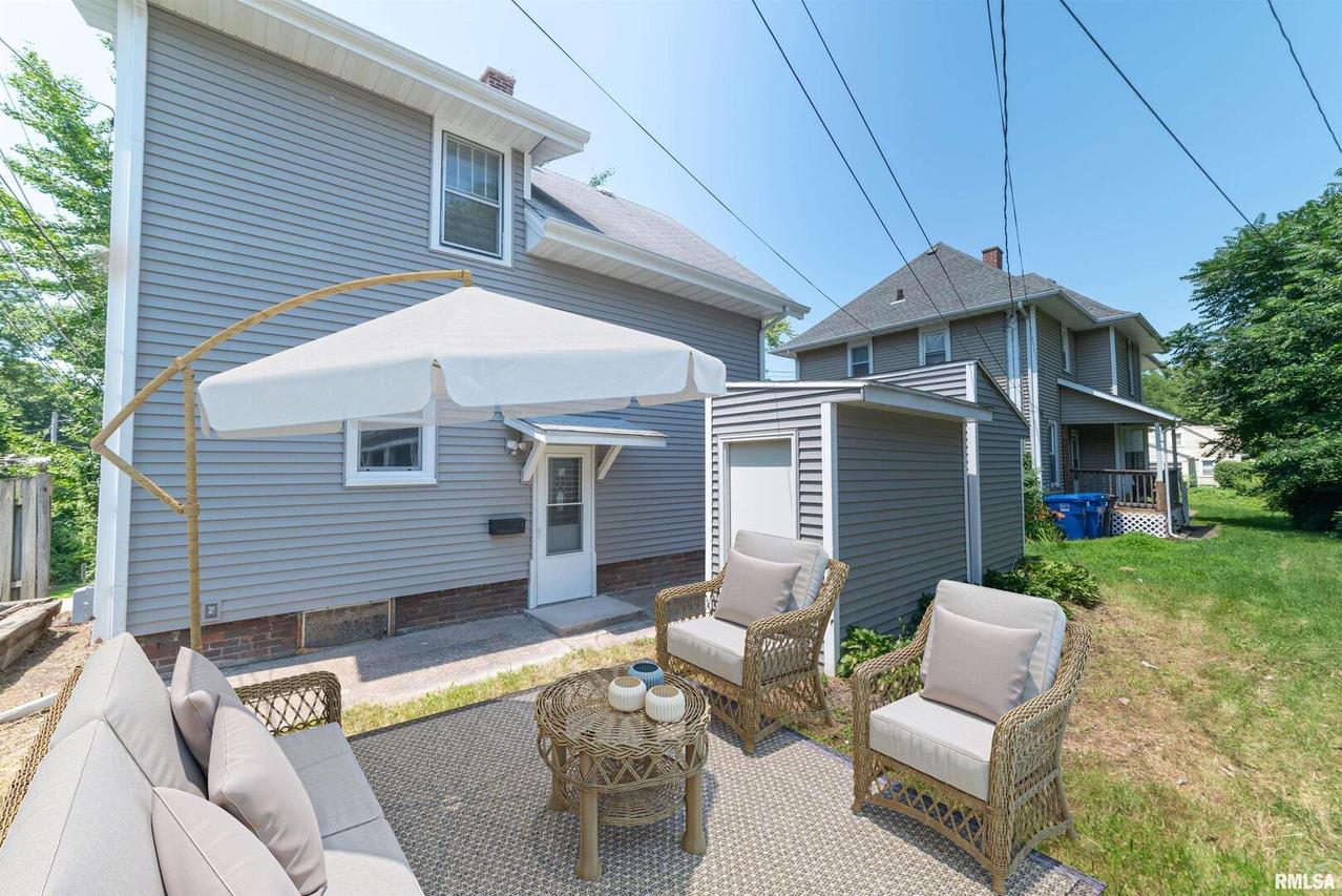 1312 25th St., Moline, IL 61265