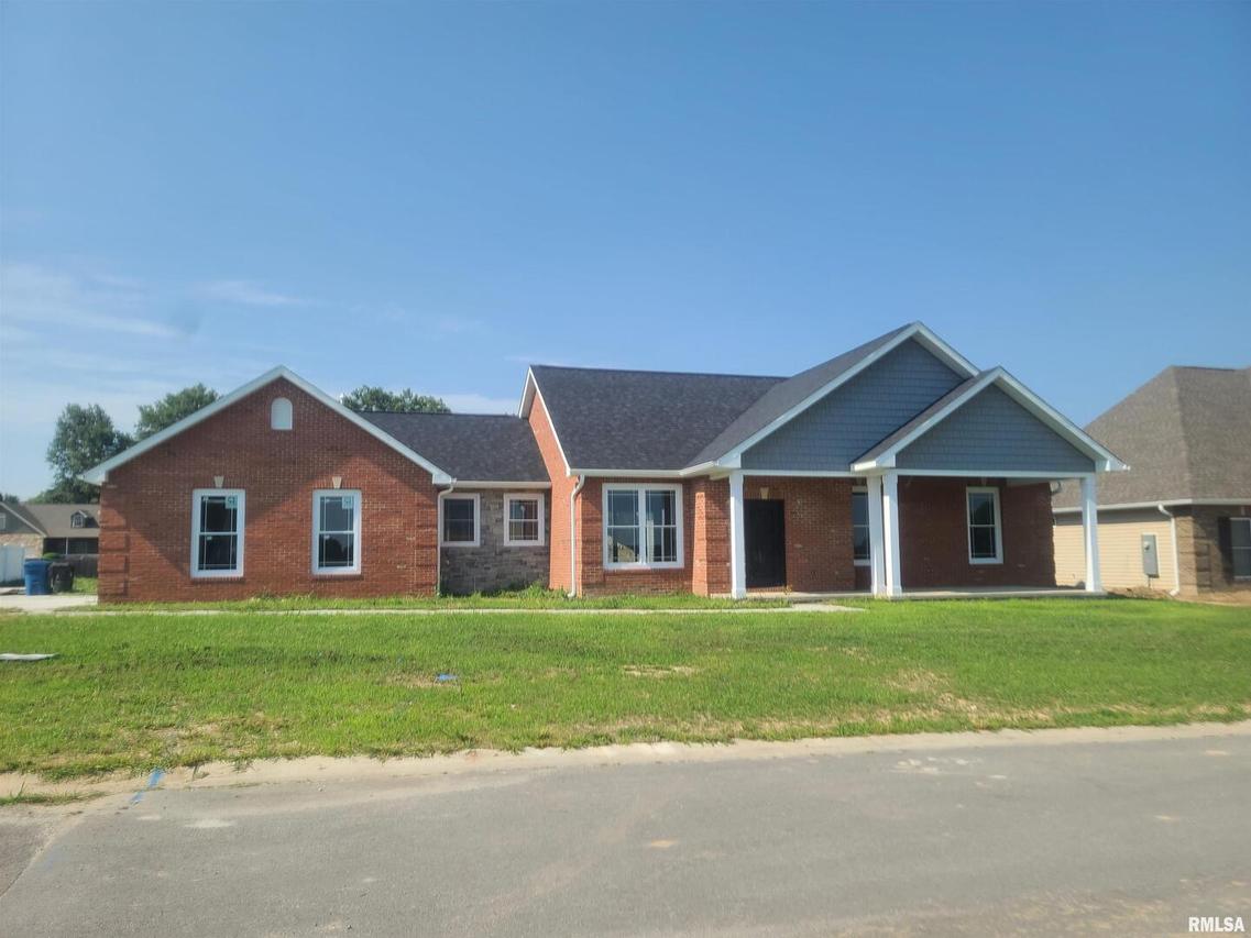 1110 Daybreak Dr., Marion, IL 62959