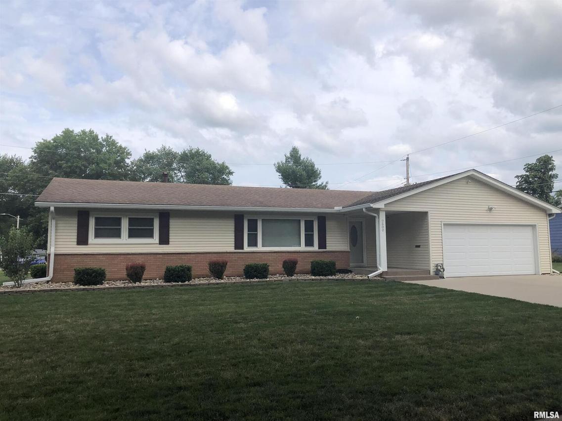 2600 4th St., East Moline, IL 61244