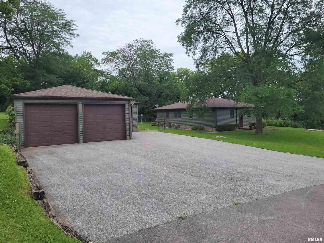 7316 78th Ave., Milan, IL 61264