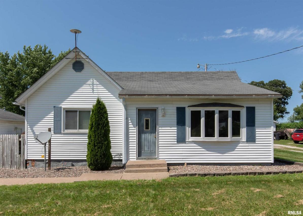 3034 149th Ave., Sherrard, IL 61281