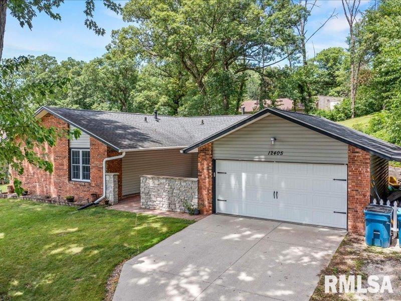 12405 Niabi Zoo Rd., Coal Valley, IL 61240