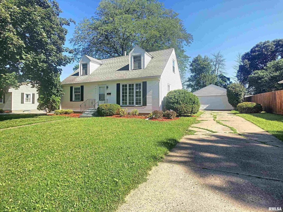 4017 27th Ave., Rock Island, IL 61201