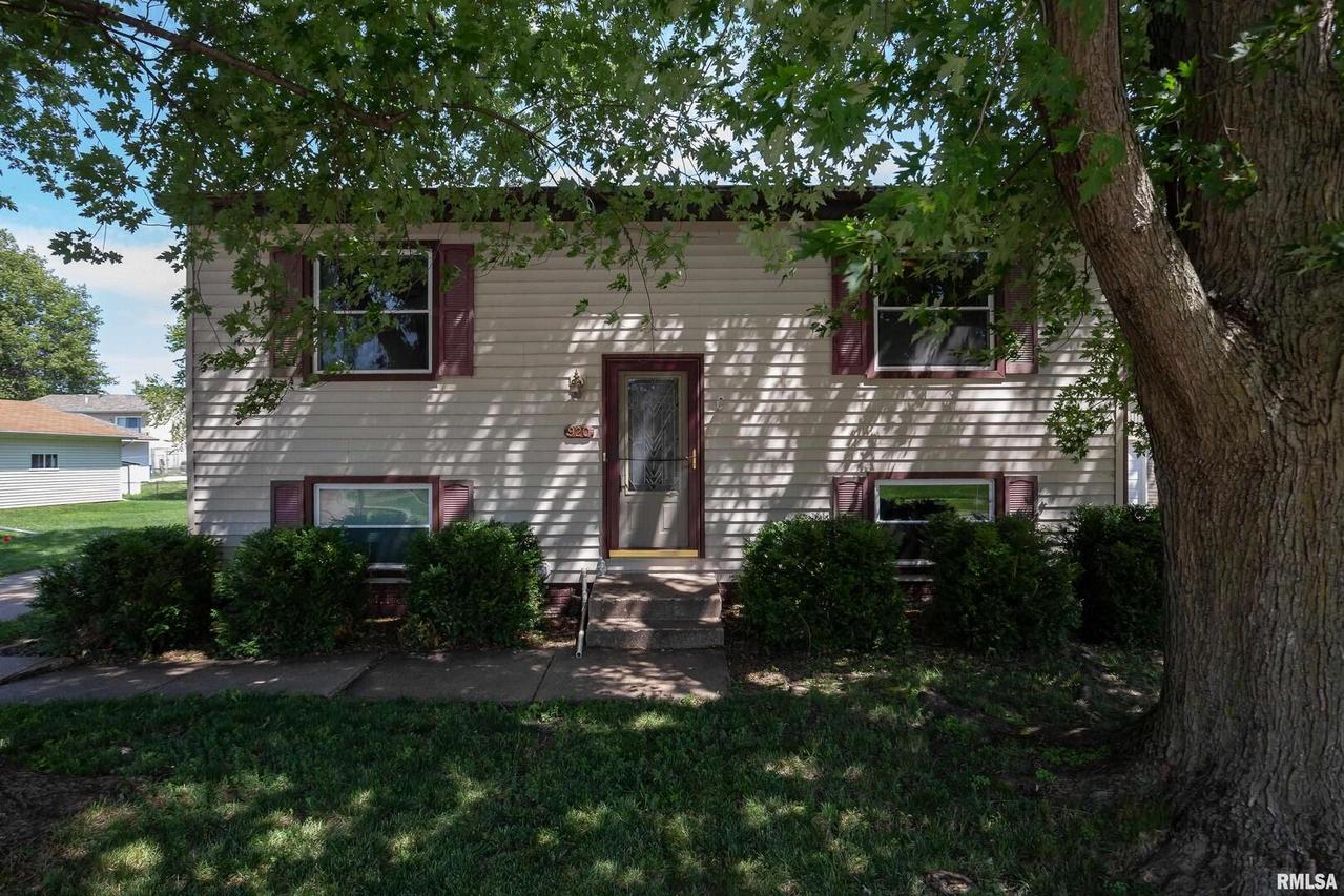 920 Aspen Dr., Colona, IL 61241