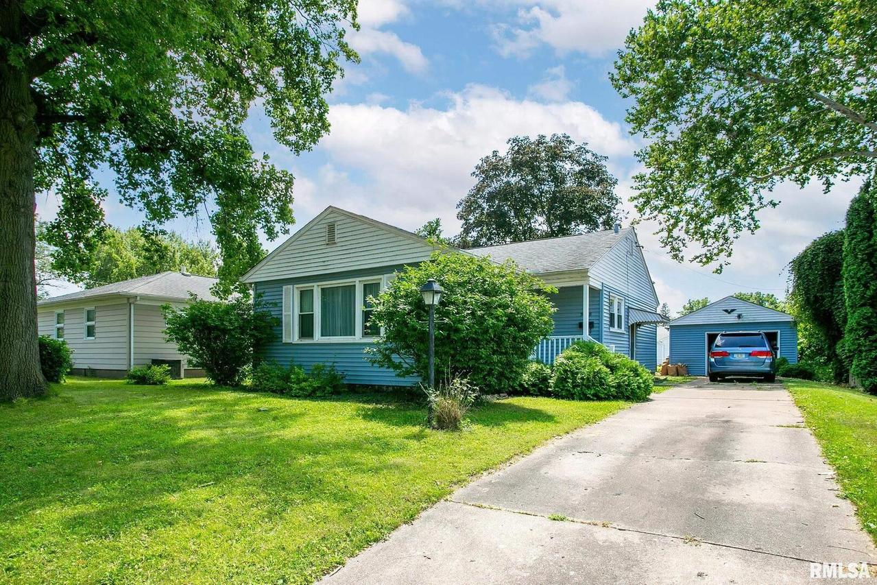 3048 37th Ave., Rock Island, IL 61201