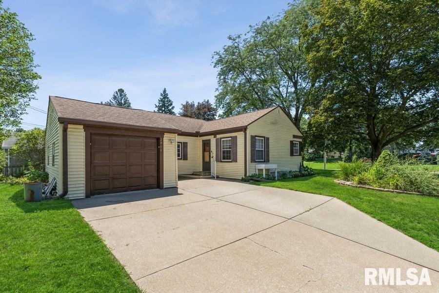 2901 30th St., Rock Island, IL 61201