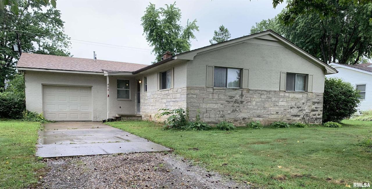 404 Lakeshore Dr., Carterville, IL 62918