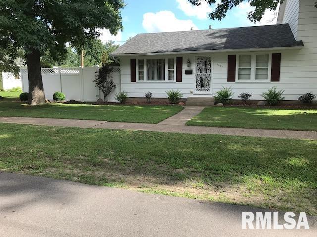 1607 W Maplewood St., Marion, IL 62959