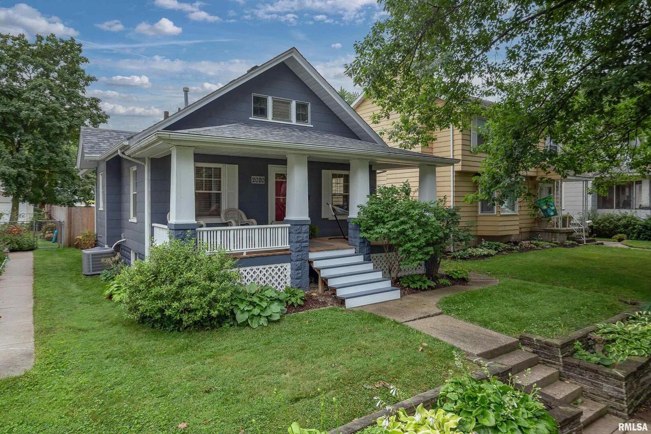2020 3rd St., Moline, IL 61265