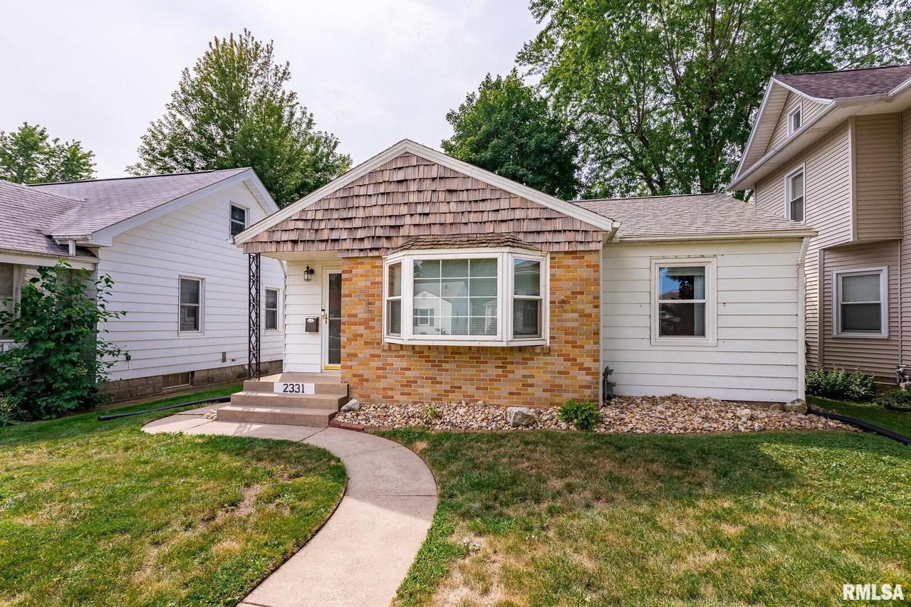 2331 31st St. #A, Moline, IL 61265