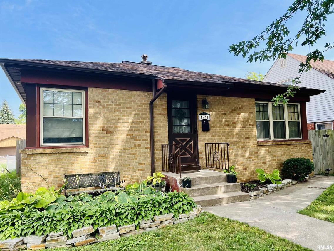 1831 40th St., Rock Island, IL 61201