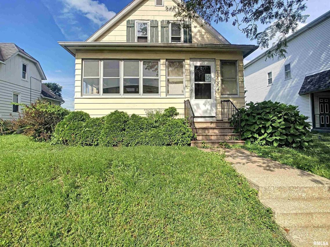 1124 40th St., Rock Island, IL 61201