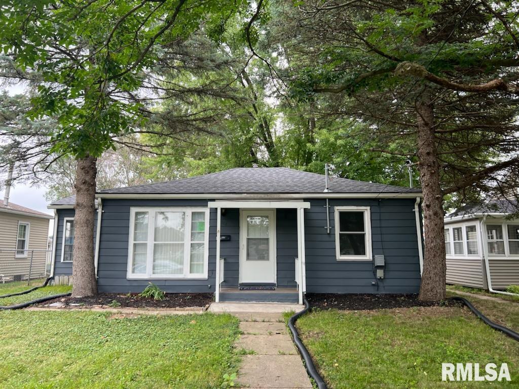 2014 9th St., Moline, IL 61265