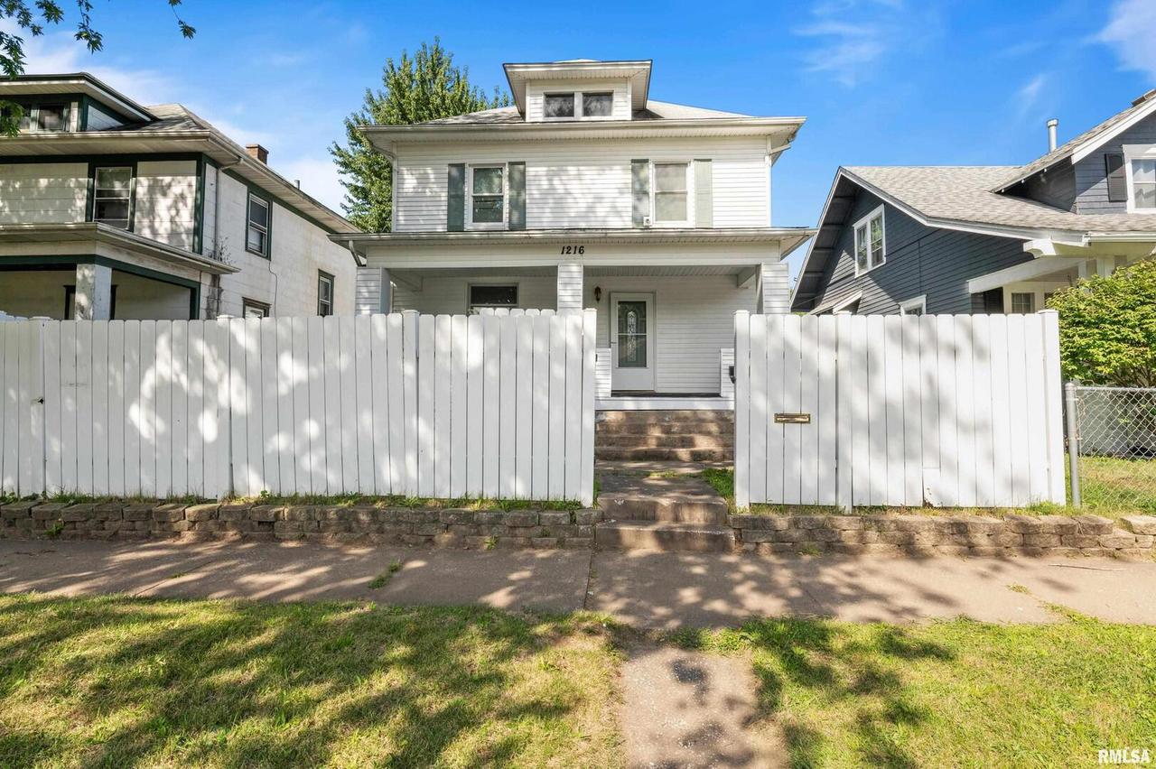 1216 12th St., Rock Island, IL 61201