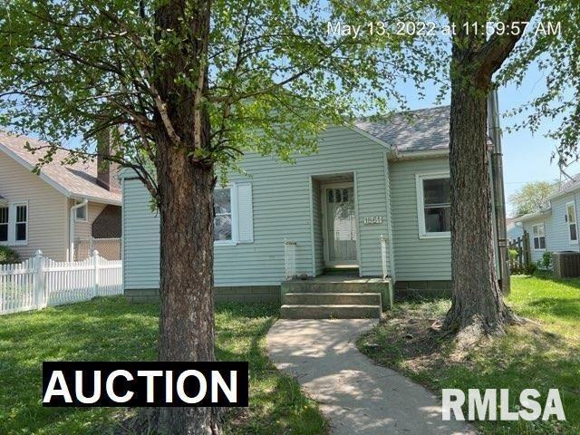 1861 40th St., Rock Island, IL 61201