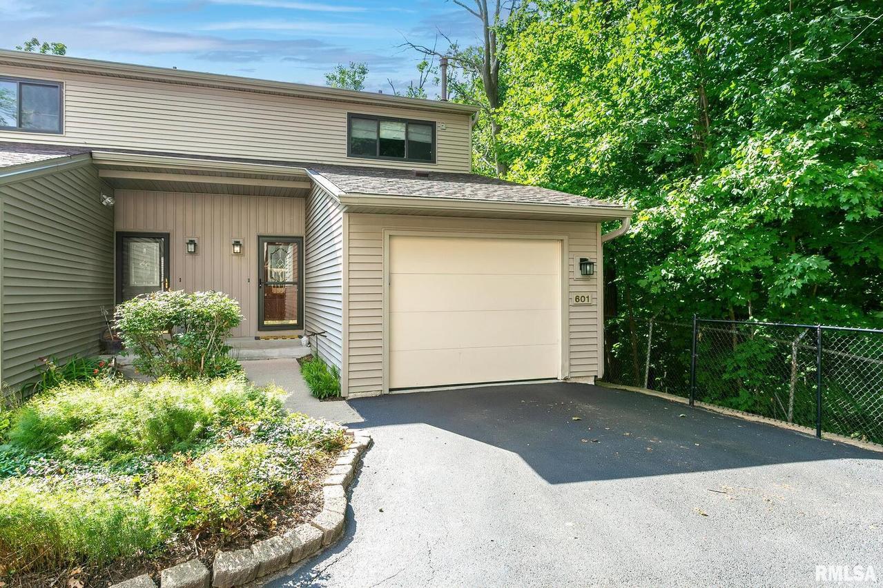 2809 12th Ave. #601, Rock Island, IL 61201