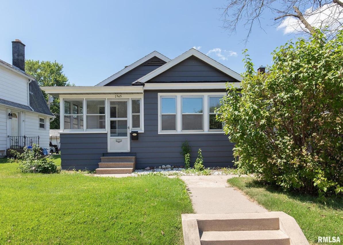 2343 7th St., East Moline, IL 61244