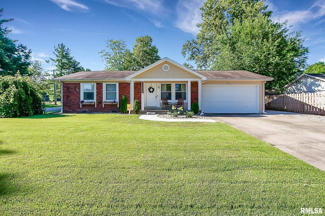 1427 Sebring Way, Carbondale, IL 62901