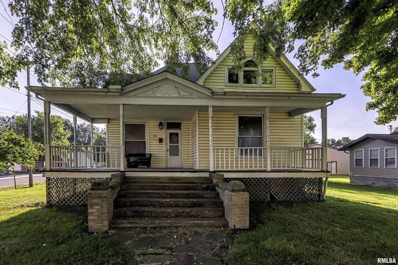 614 S Court St., Marion, IL 62959