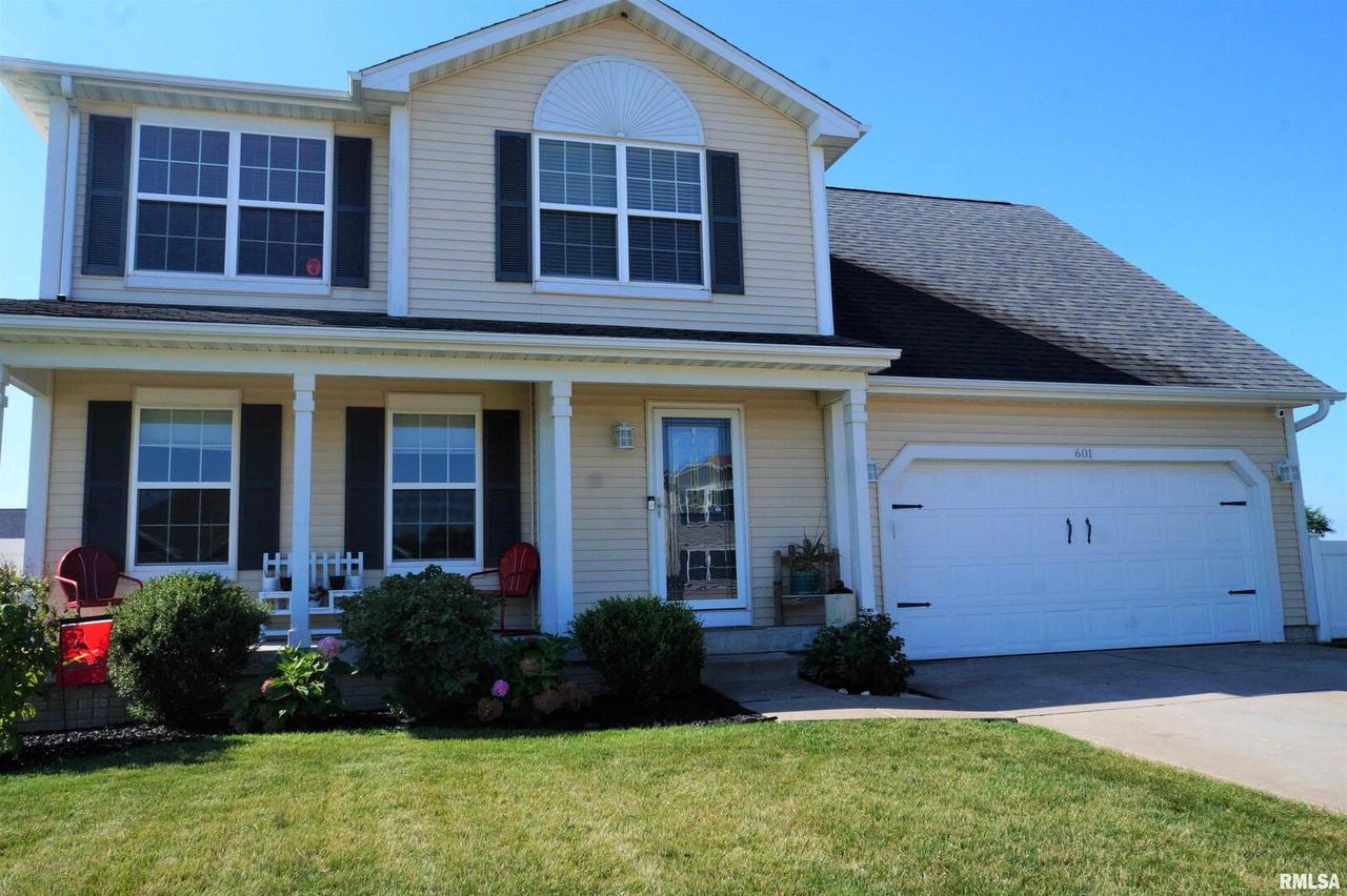 601 Rock Point Rd., Colona, IL 61241