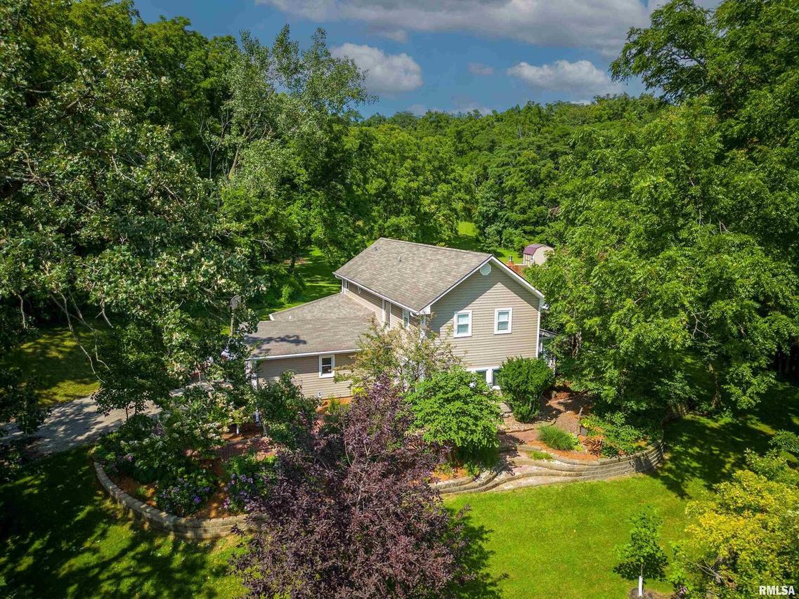 9386 N 2300 Ave., Geneseo, IL 61254