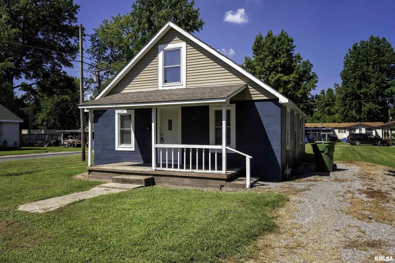 514 S Mulberry St., West Frankfort, IL 62896