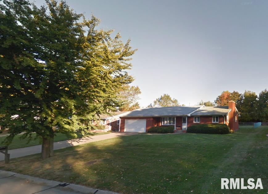 1927 W 88th Ave., Rock Island, IL 61201