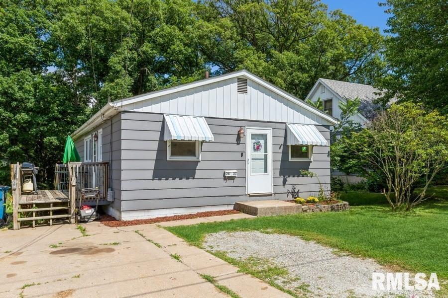 2622 2nd Street Ct., East Moline, IL 61244