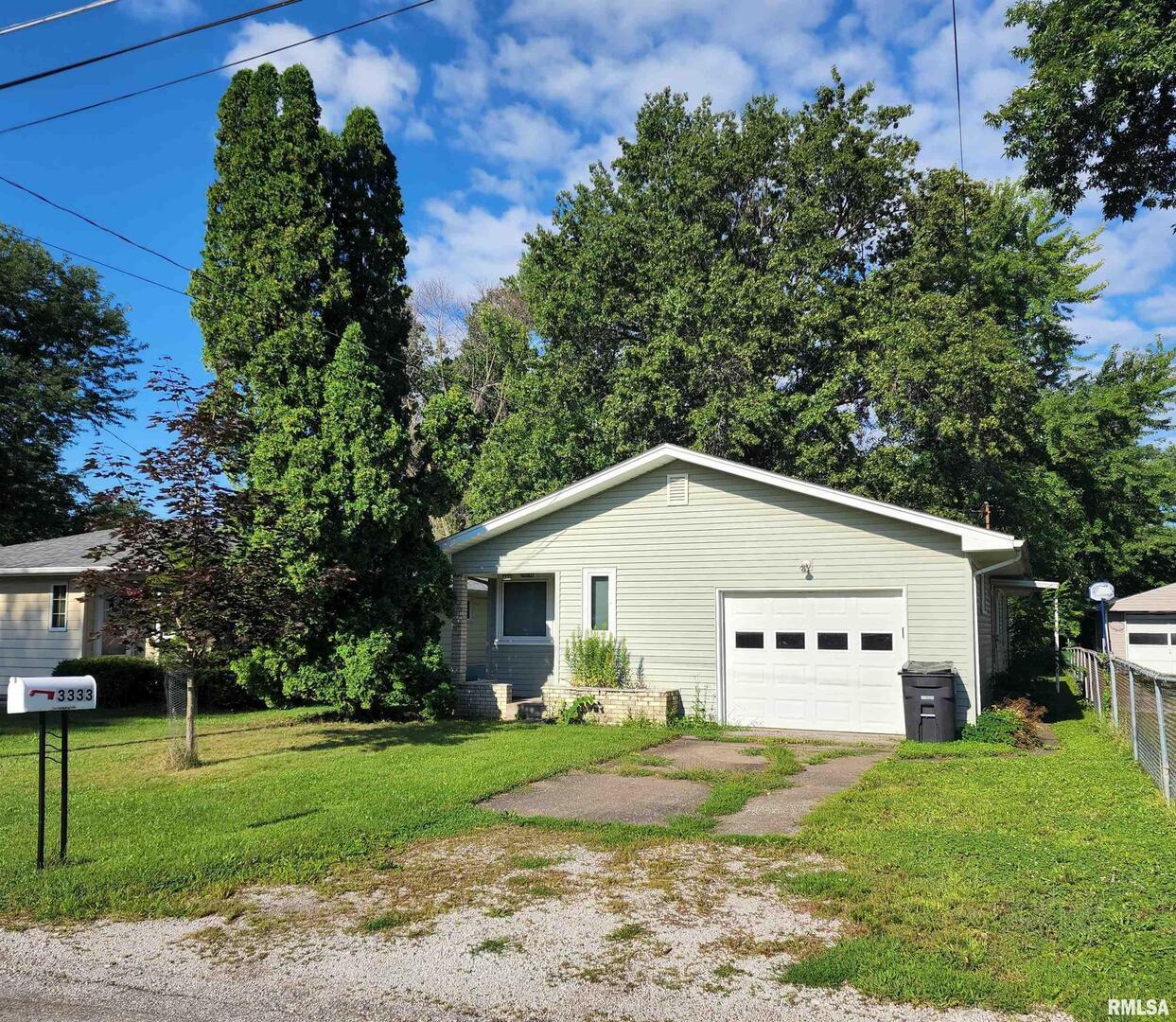 3333 3rd St., Moline, IL 61265