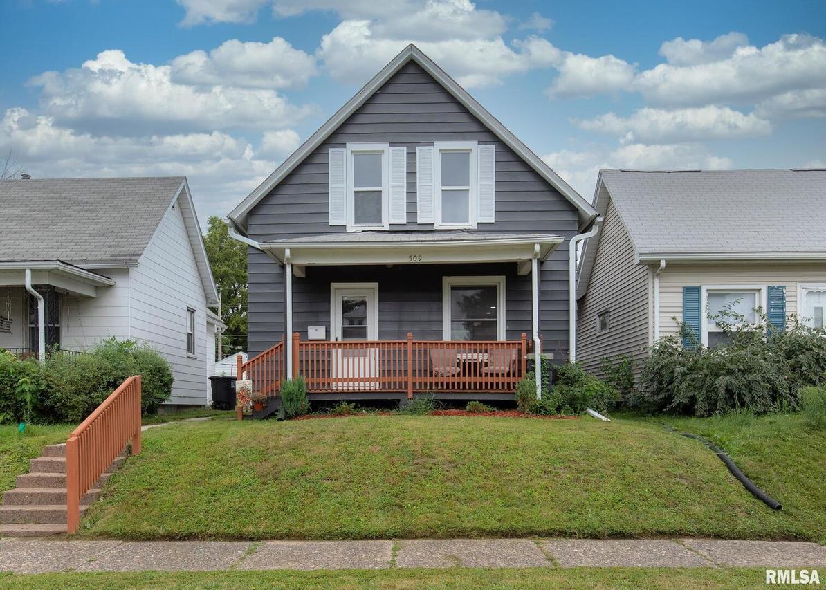509 18th Ave., Moline, IL 61265