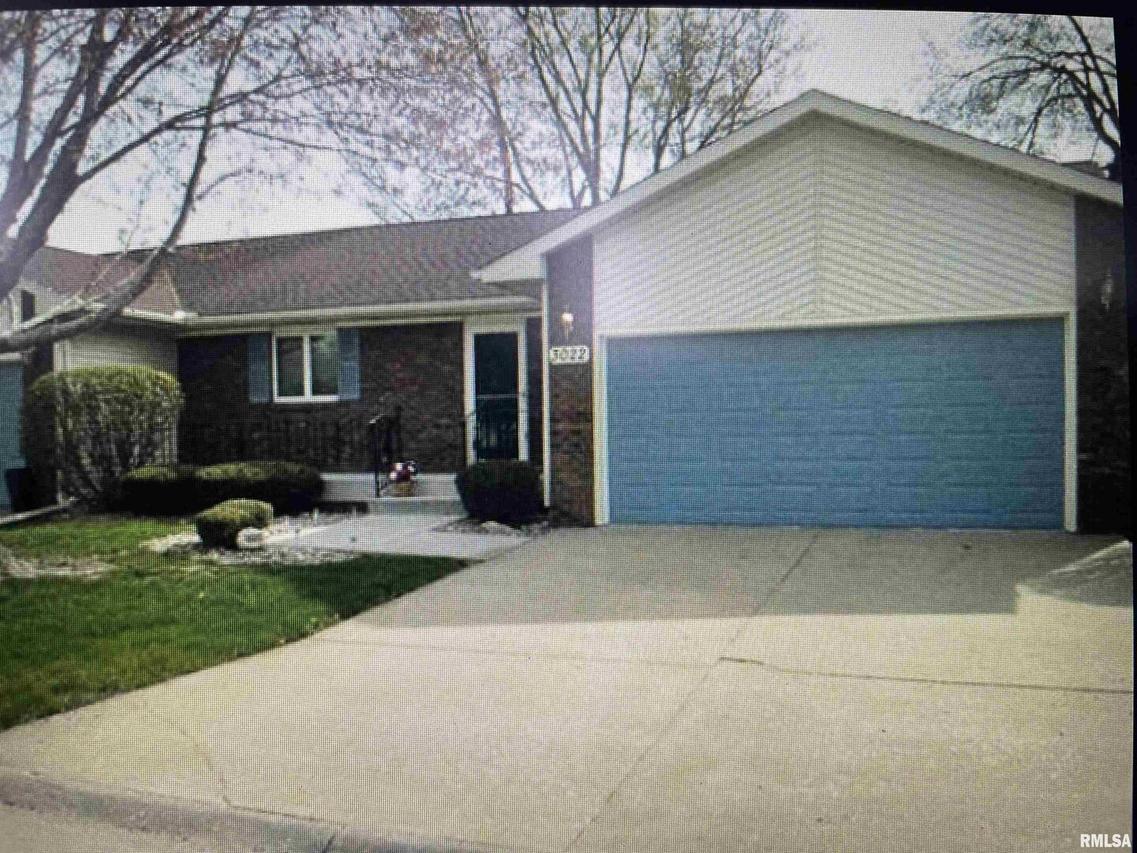 3022 55th Street Dr. #8, Moline, IL 61265