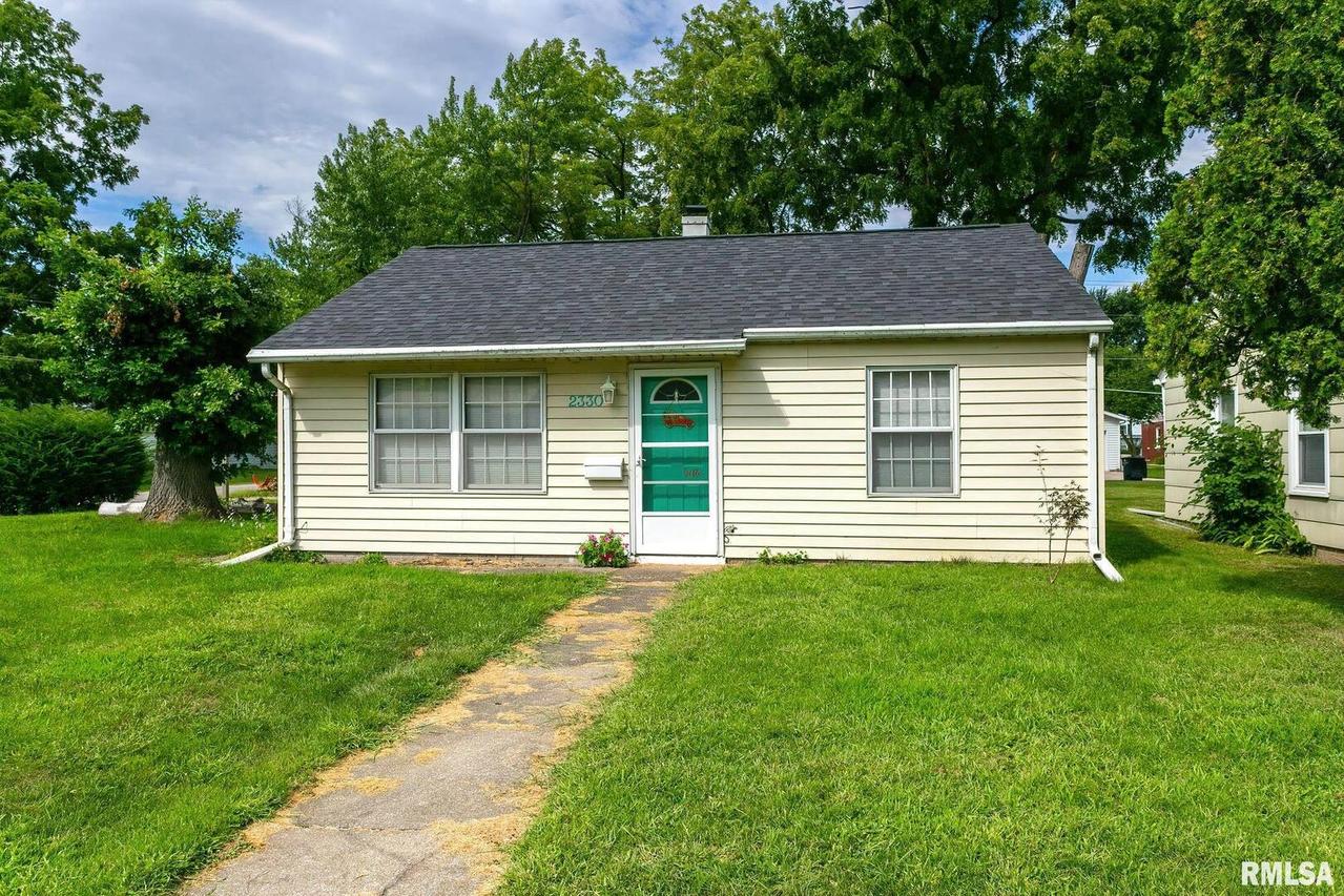 2330 39th St., Rock Island, IL 61201
