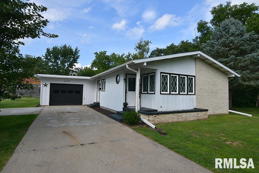 104 E Main St., Neponset, IL 61345