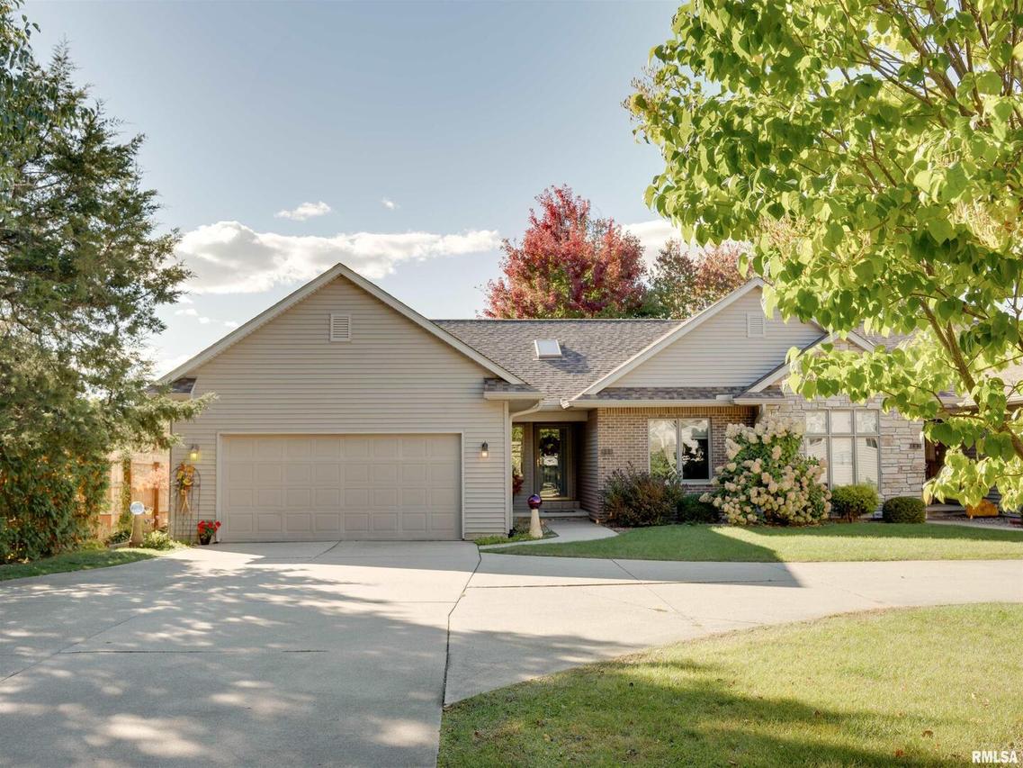 909 S Center St., Geneseo, IL 61254