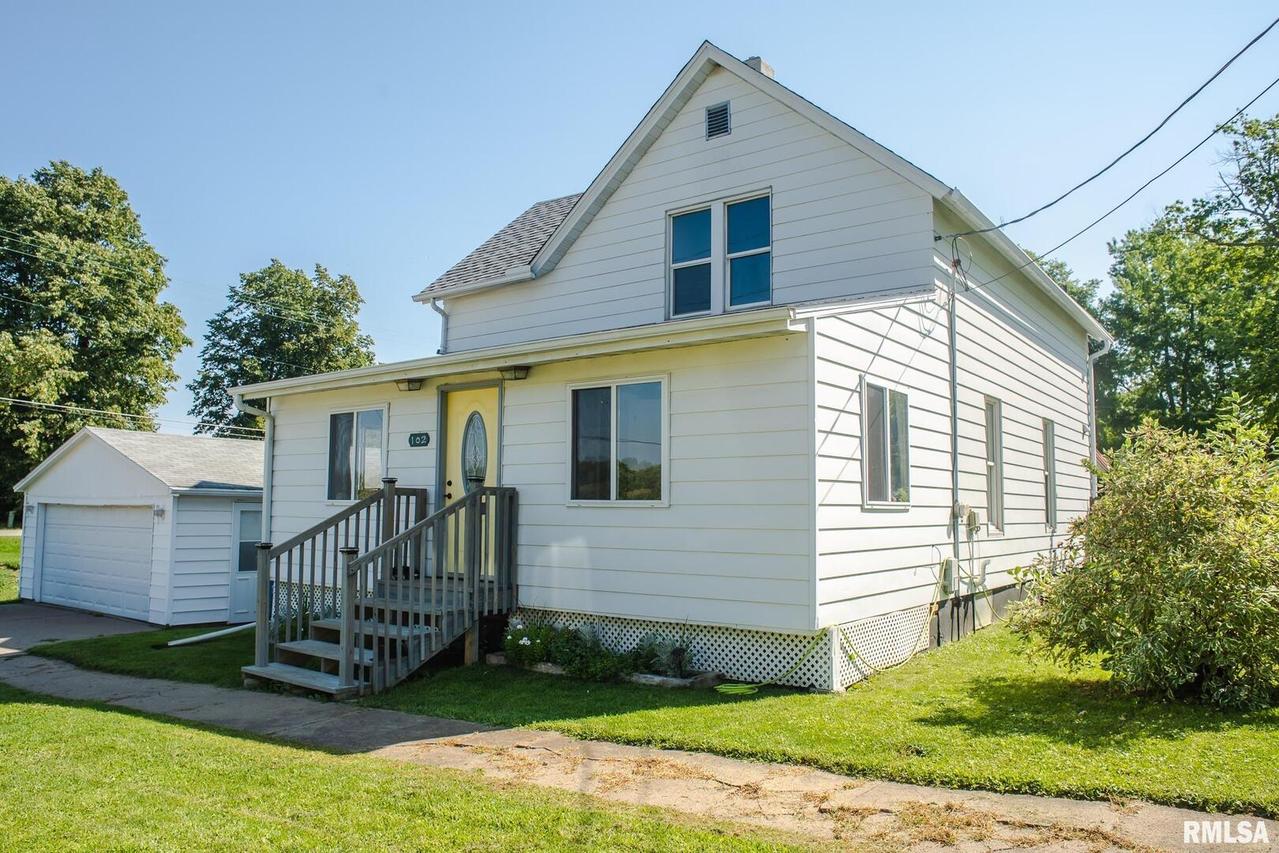 102 5th Ave., Sherrard, IL 61281