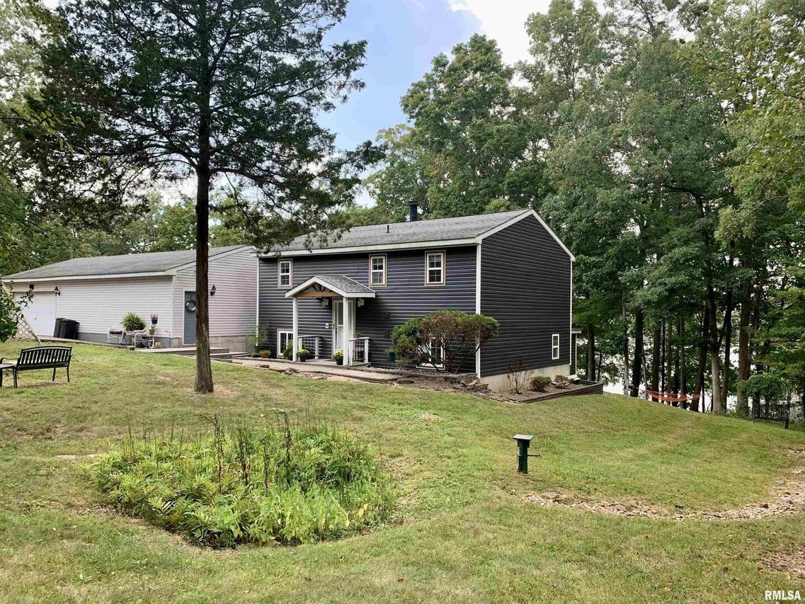 40 Waterfront Dr., Creal Springs, IL 62922