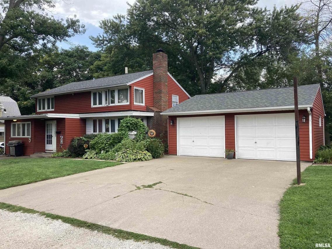 711 5th Ave., Silvis, IL 61282