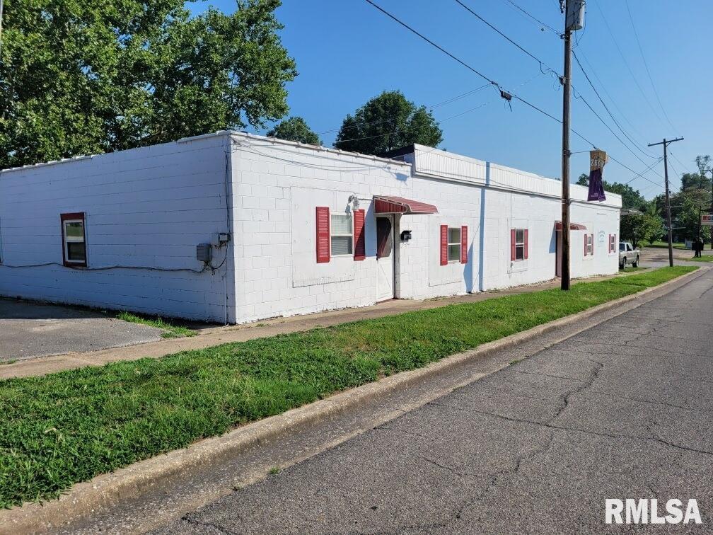 116 S Main St., Zeigler, IL 62999