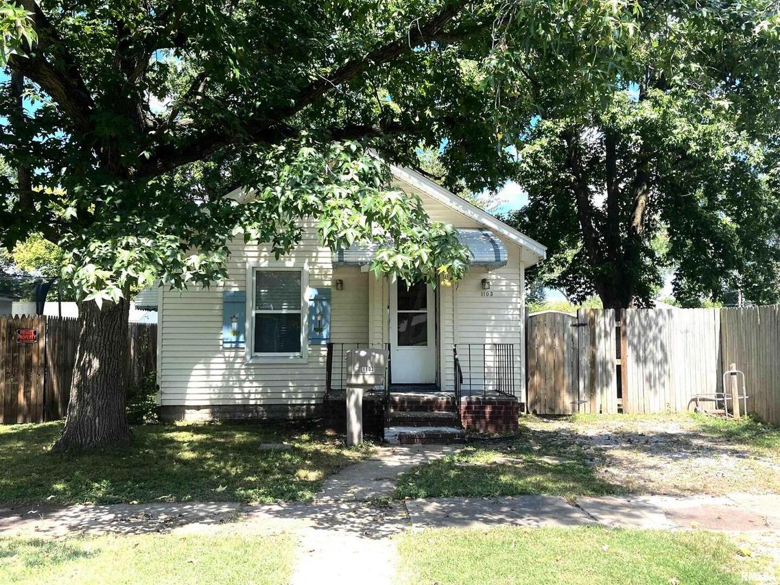 1103 E Elm St., West Frankfort, IL 62896
